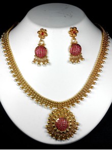 Exclusive Polki Set